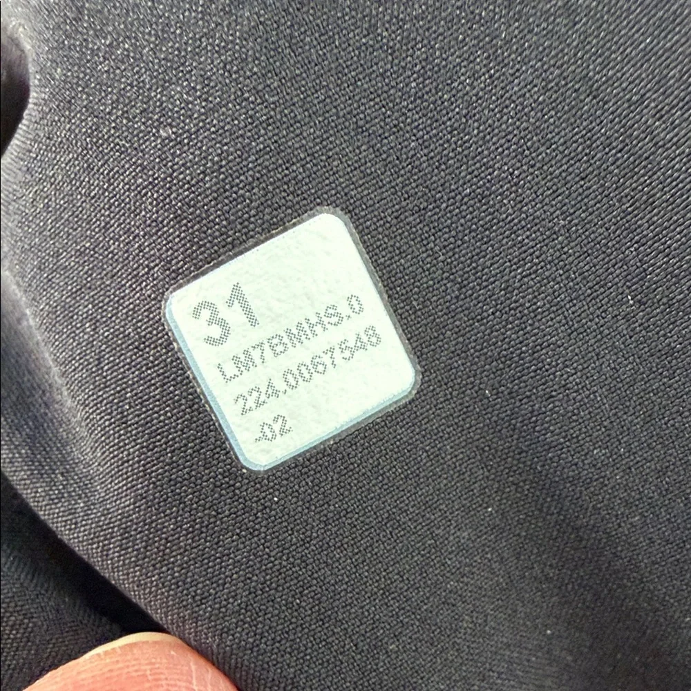 lululemon athletica sleek modern